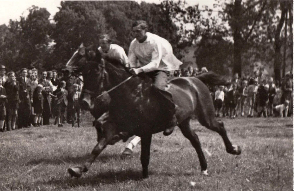 Kranzreiten sauermann2 1949